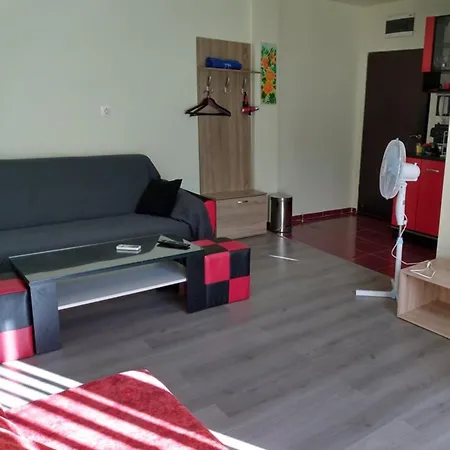 Comfortable Modern N4 Primorsko